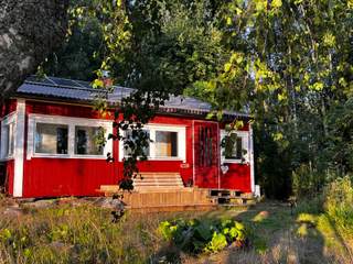 Show photo: The house from outside